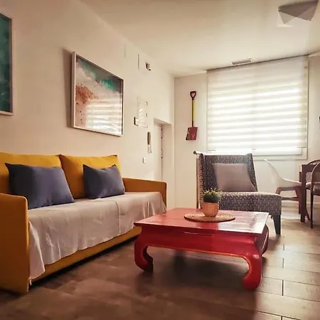 Jos's House. Thai Loft 50mt To La Carihuela Apartment