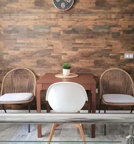 Jos's House. Thai Loft 50mt To La Carihuela Apartment *