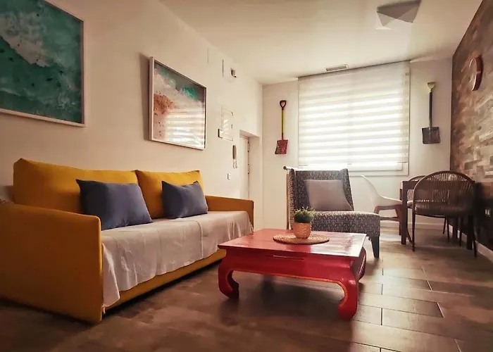 Jos's House. Thai Loft 50mt To La Carihuela Apartment