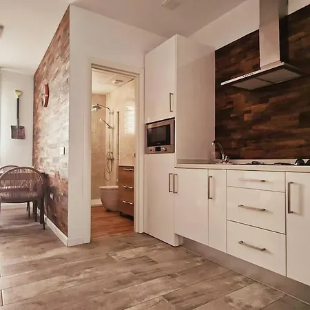 Апартаменты Jos's House. Thai Loft 50mt To La Carihuela *